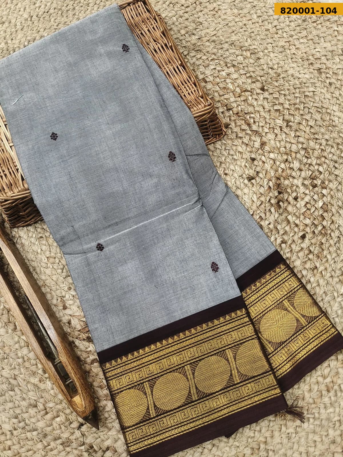 Kanchi Cotton Saree with Zari Border